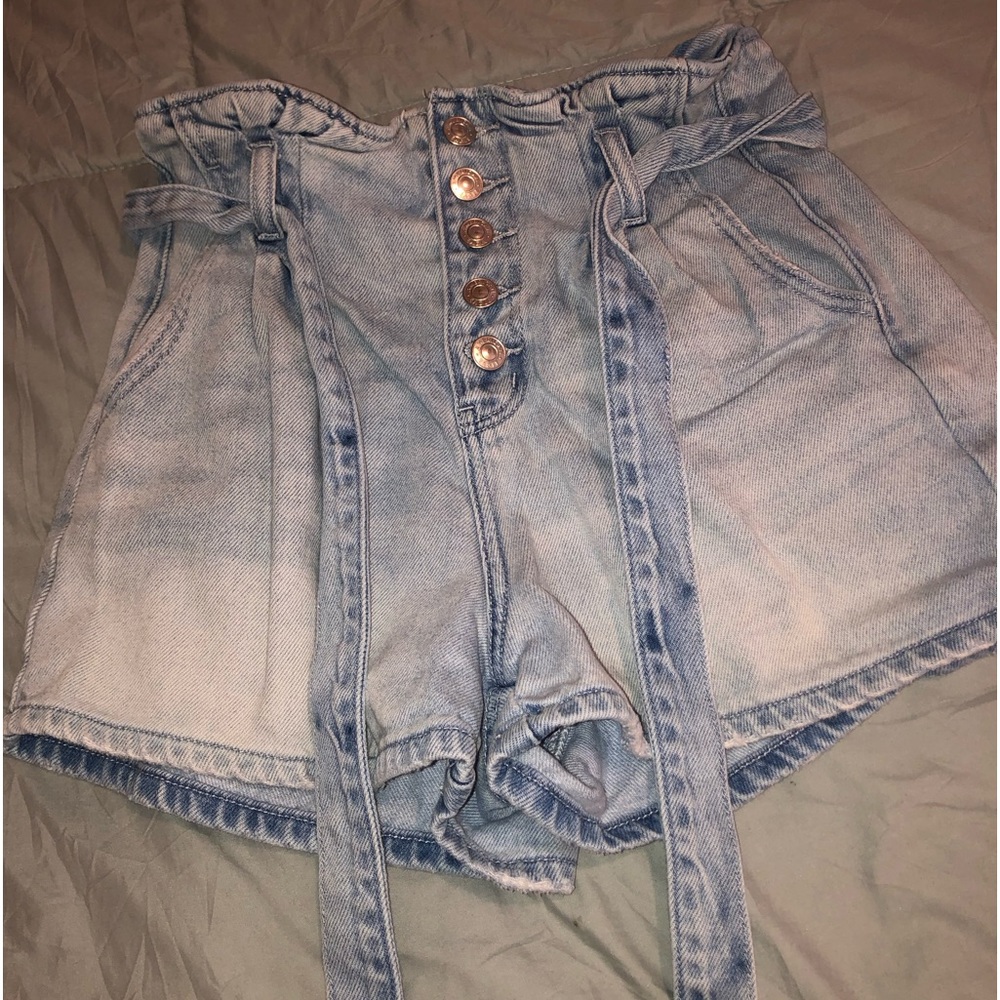 american eagle faded tie-waisted shorts